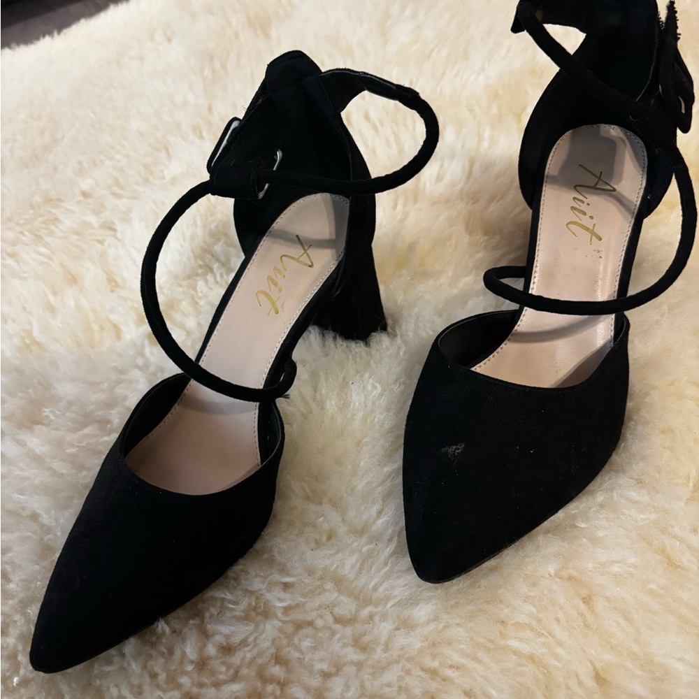Black strappy heels